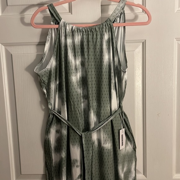 Cocoimo Tie Dye Maxi Dress fixed shoulder straps and tie belt at waist Green - Picture 11 of 16
